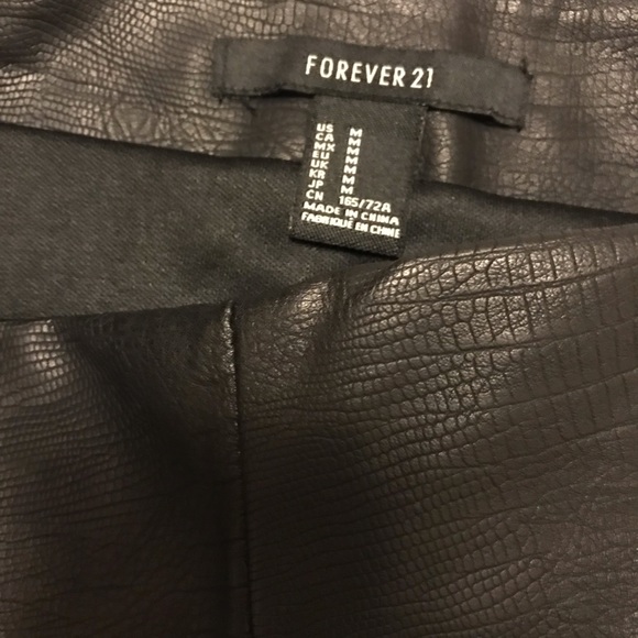 Faux leather mini - Picture 2 of 2